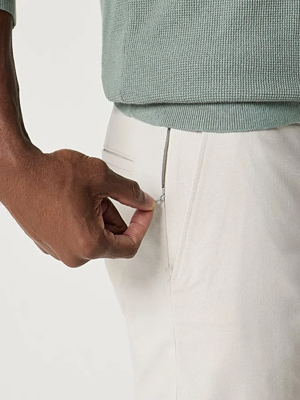 J. Crew Men's Slim Fit TruTemp365 Chino Pant in Stone 34x30 Style CO402‎